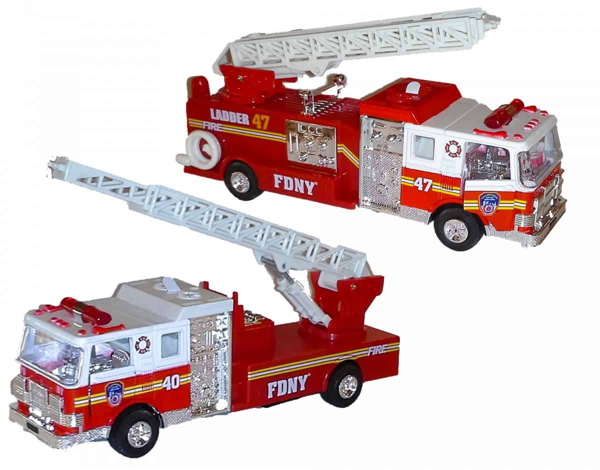 FDNY PULLBACK LADDER TRUCK - Image 3