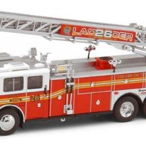 CODE 3 FDNY SEAGRAVE REARMOUNT LADDER 26 (12855) - Image 2