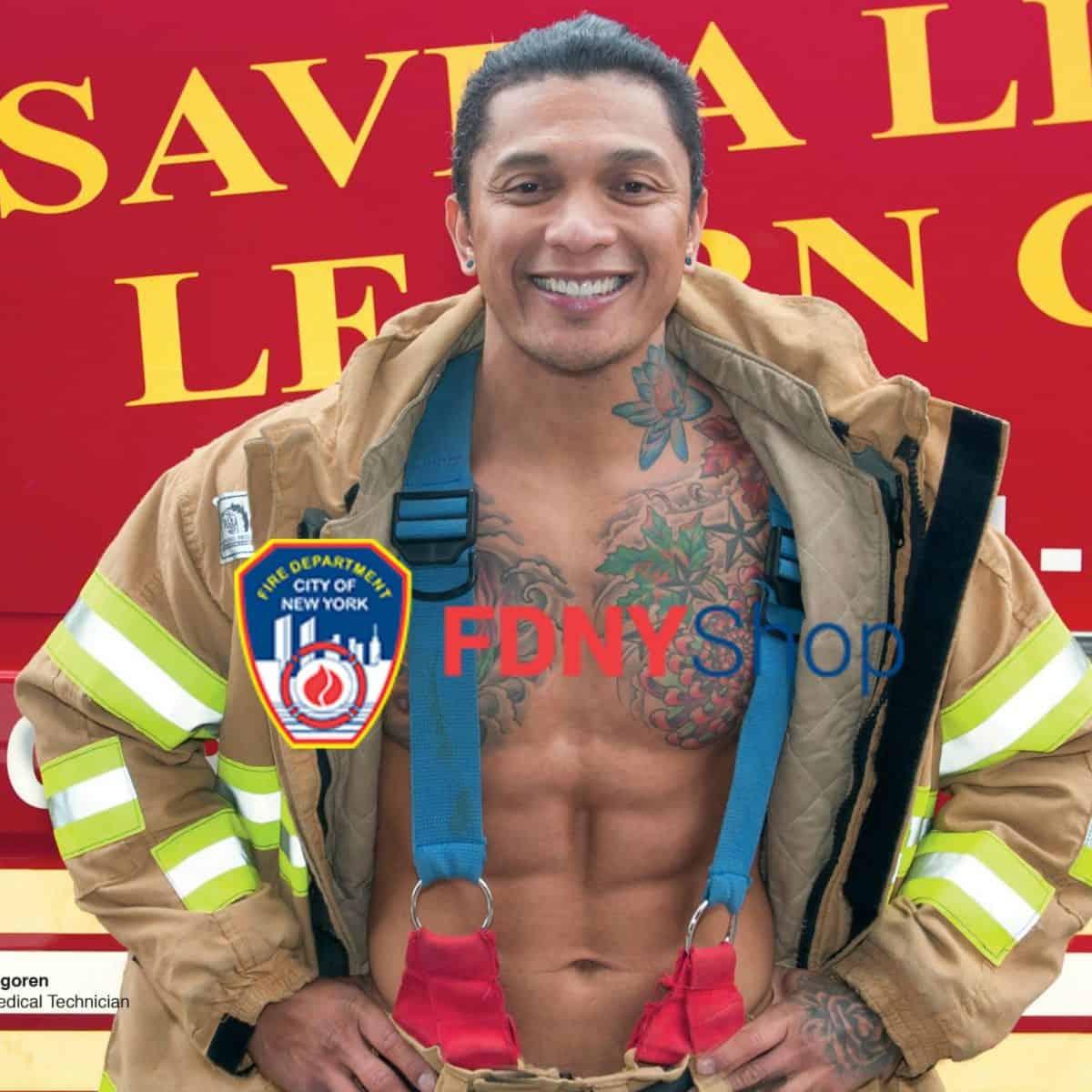 OFFICIAL 2017 FDNY CALENDAR OF HEROES - SPECIAL DUAL EDITION - Image 2