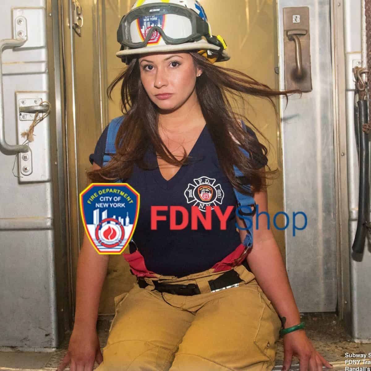 OFFICIAL 2017 FDNY CALENDAR OF HEROES - SPECIAL DUAL EDITION - Image 6