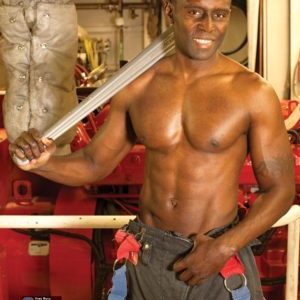 FDNY 2018 CALENDAR OF HEROES (MEN) - Image 10