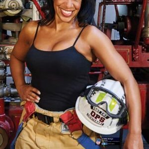 FDNY 2018 CALENDAR OF HEROES (WOMEN) - Image 4