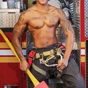 FDNY 2018 CALENDAR OF HEROES (MEN) - Image 3