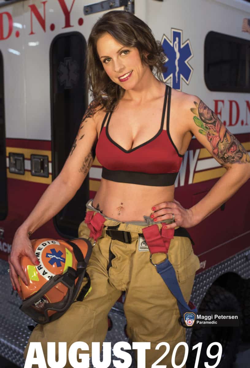 2019 OFFICIAL FDNY CALENDAR - DUAL MEN & WOMEN - Image 19