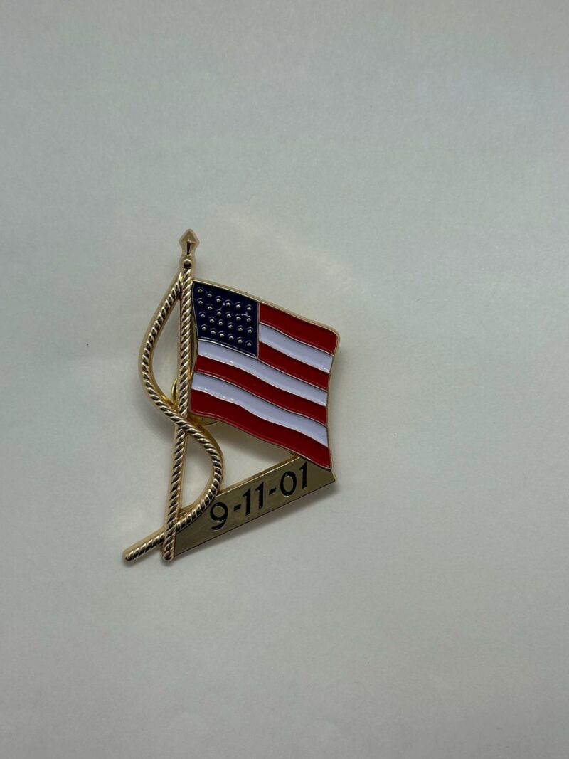 Memorial Flag Pin