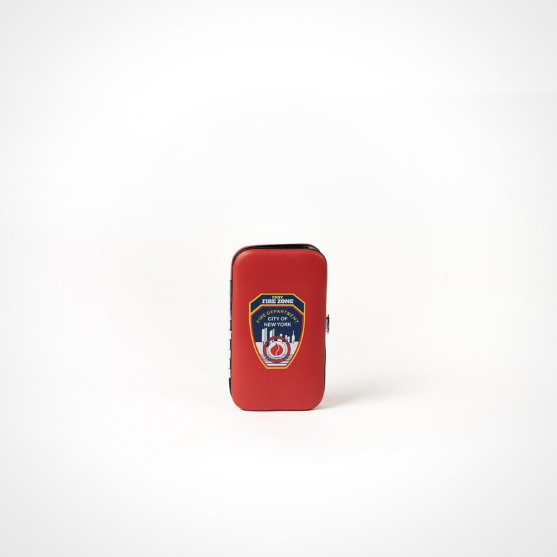 FDNY Manicure Set - Image 2