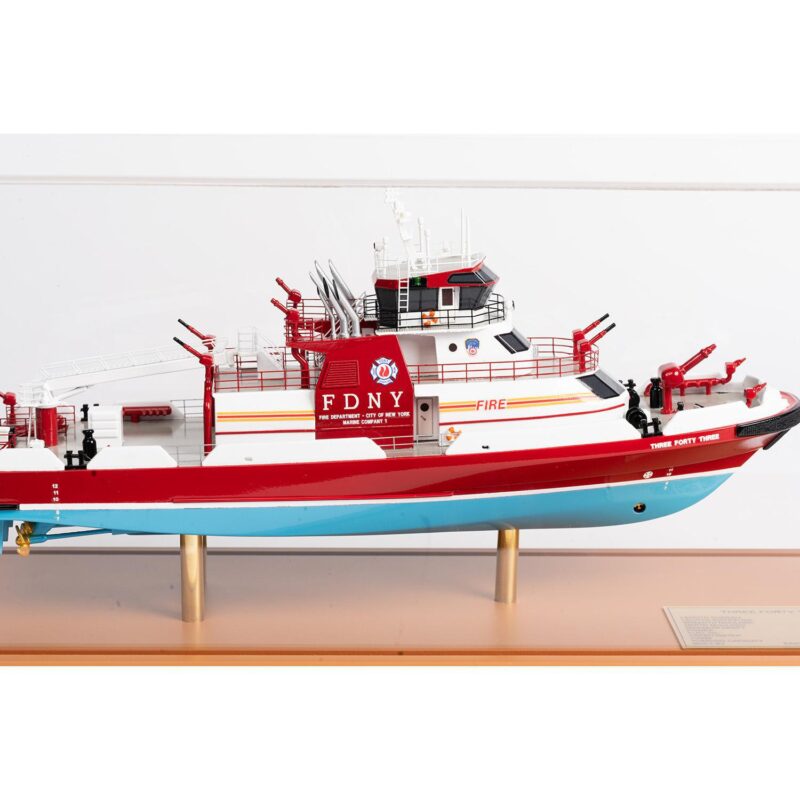 Exclusive Limited Edition 343 Fire Boat - Image 4