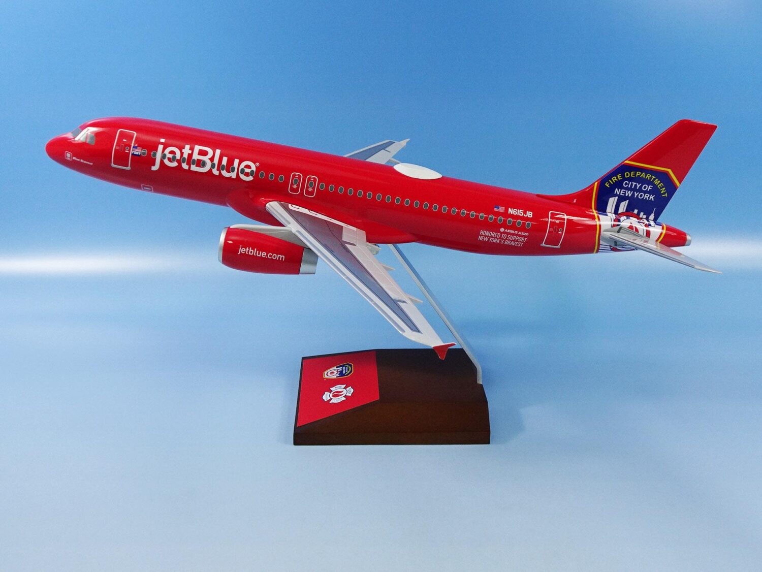 New Jetblue Plane - Image 2